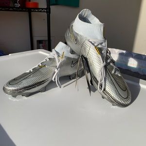 Men's Nike Phantom GT Scorpion Elite FG Cleats